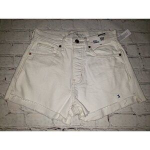 Nwt Arizona Jean Co Jrs Size 3, 21, 23 White Denim Jean Shorts